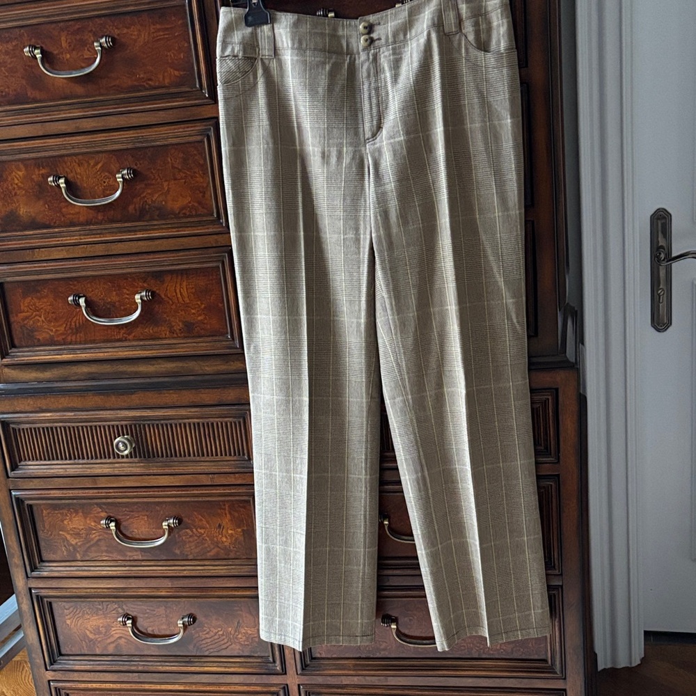Women's Classic Plaid Trousers